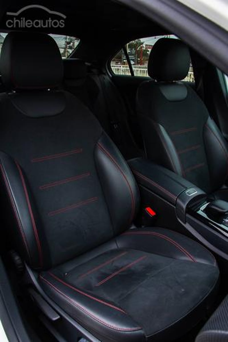 Mercedes-Benz A 250 2022 - Imagen 10 de 11