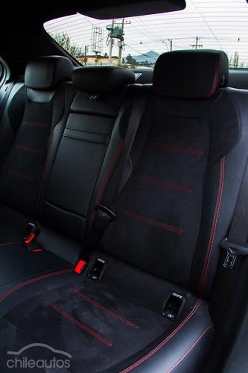 Mercedes-Benz A 250 2022 - Imagen 8 de 11