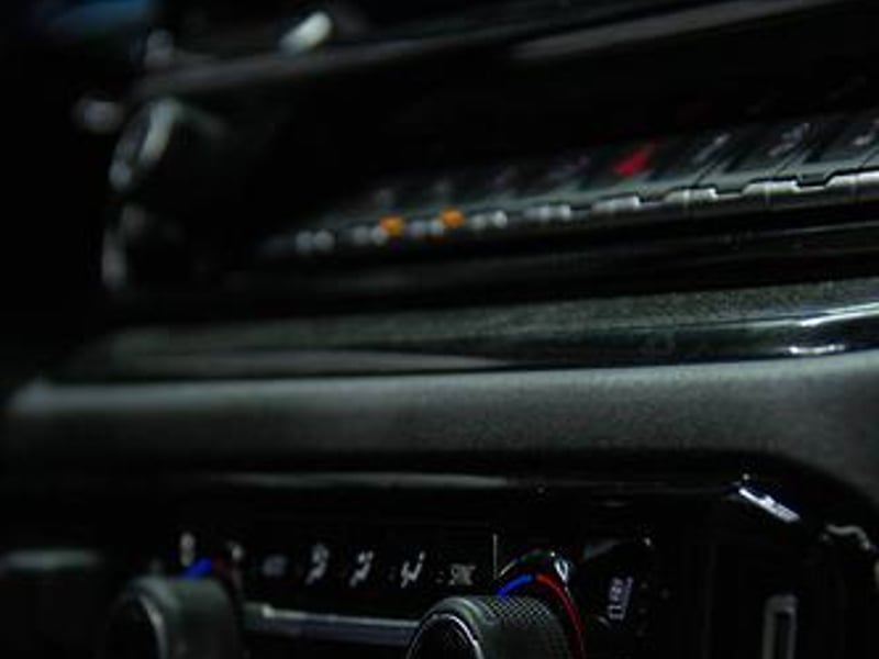 Chevrolet Silverado 2023 - Imagen 13 de 20