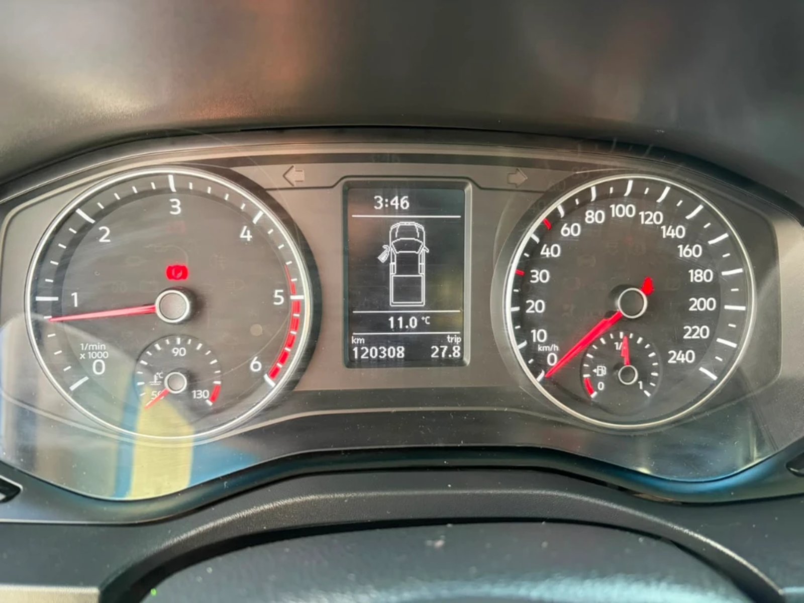 Volkswagen Amarok 2023 - Imagen 18 de 20