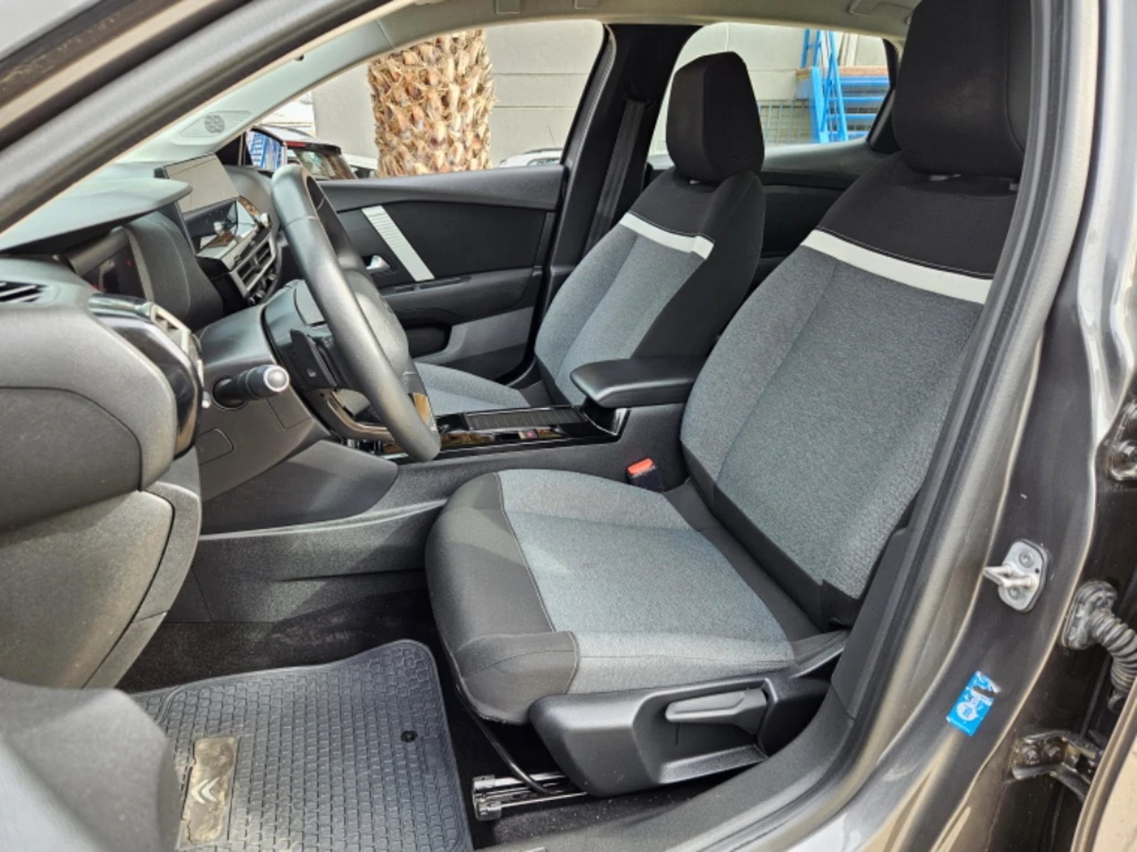 Citroën C4 2023 - Imagen 18 de 20