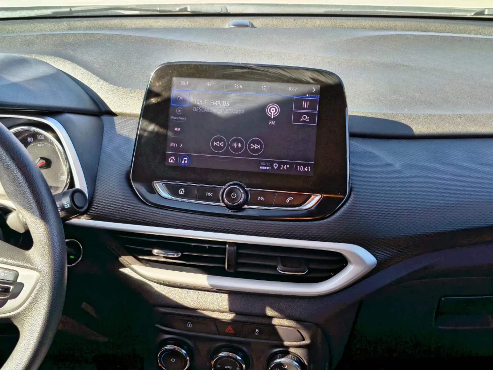 Chevrolet Tracker 2024 - Imagen 14 de 20