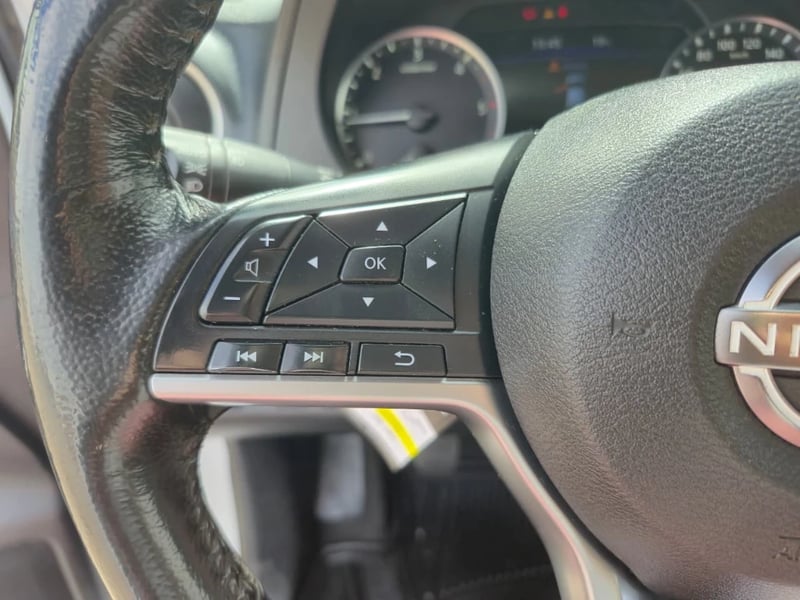 Nissan Navara 2023 - Imagen 18 de 20