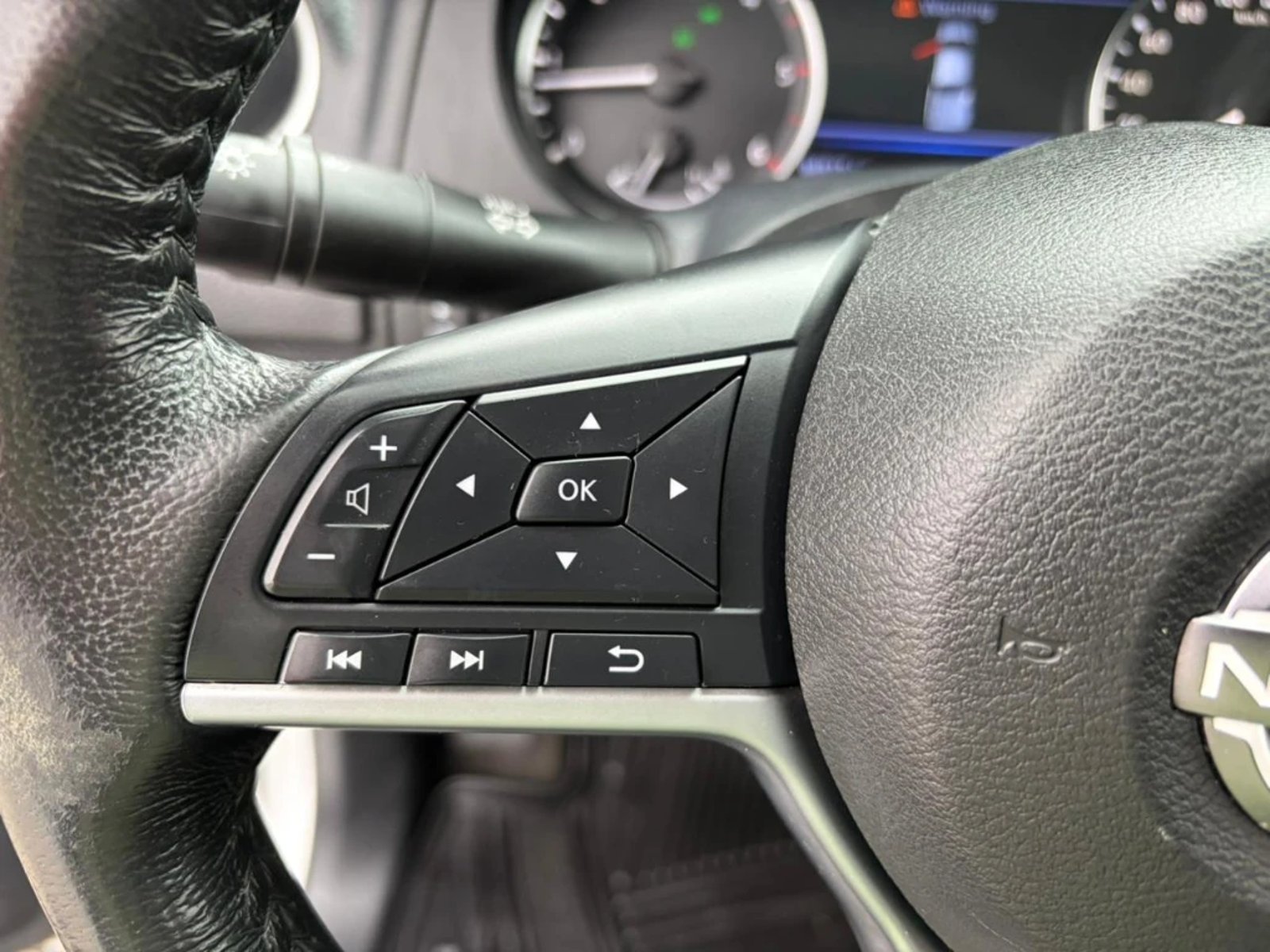 Nissan Navara 2023 - Imagen 17 de 20