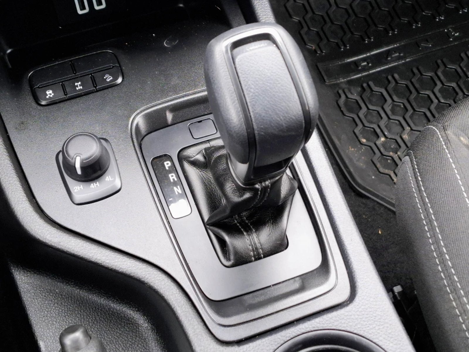 FORD RANGER 2023 - Imagen 18 de 20