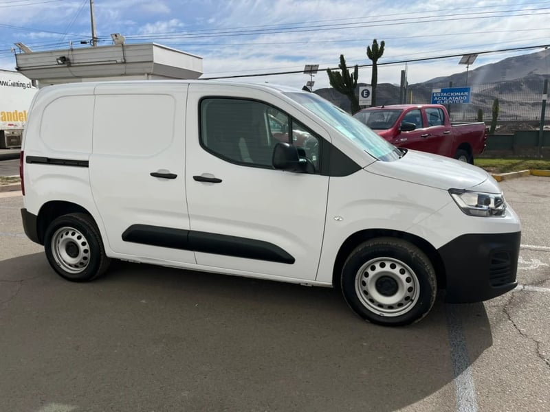 Citroën Berlingo 2024 - Imagen 4 de 20