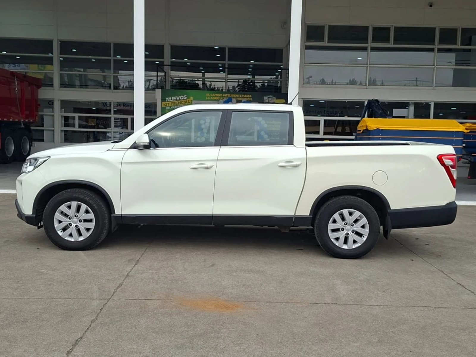 SSANGYONG GRAND MUSSO 2023 - Imagen 8 de 20