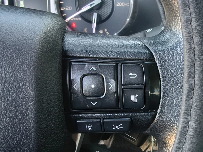 Toyota Hilux 2023 - Imagen 15 de 20