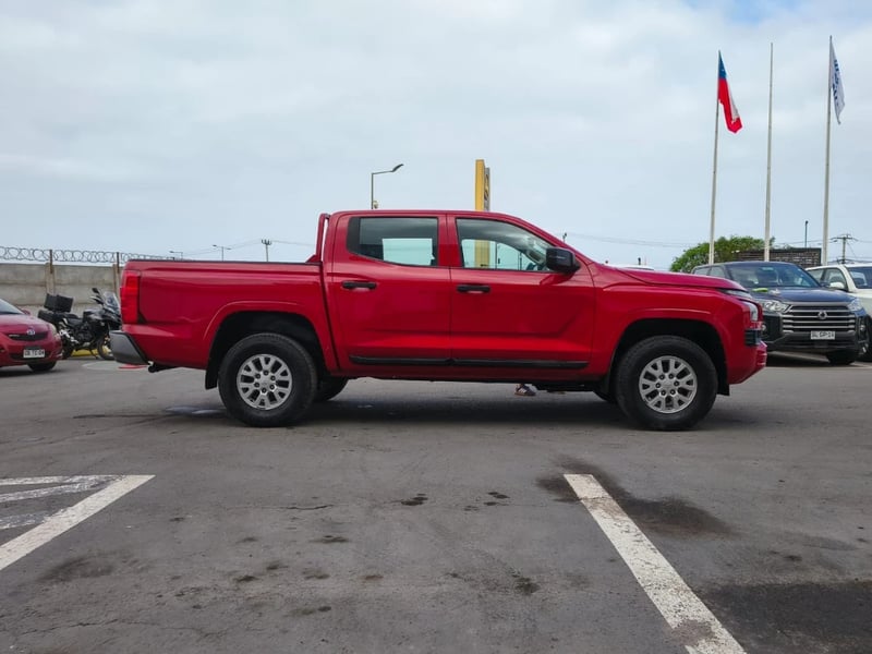 Mitsubishi L200 2024 - Imagen 4 de 20