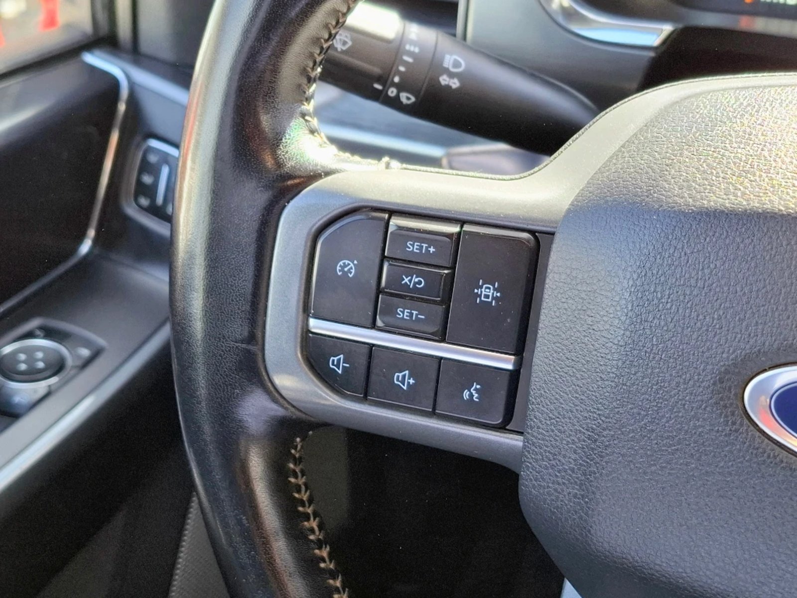 Ford F-150 2023 - Imagen 13 de 20