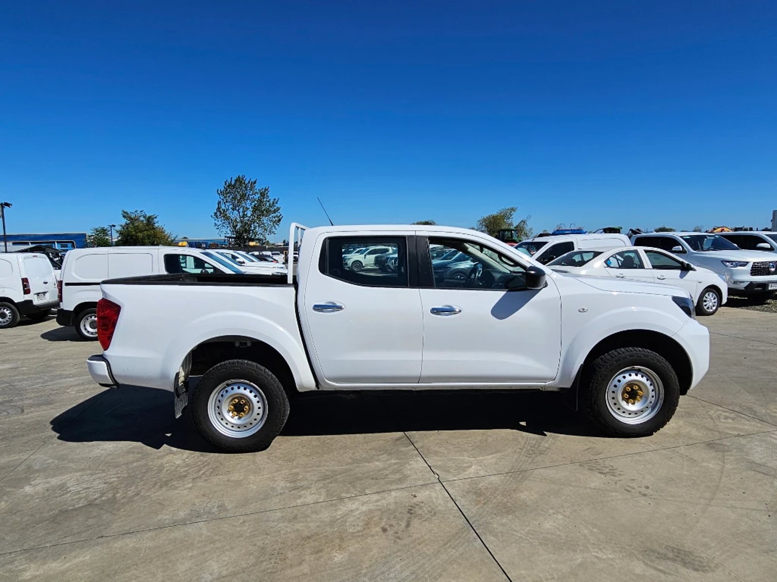NISSAN NAVARA 2023 - Imagen 4 de 20