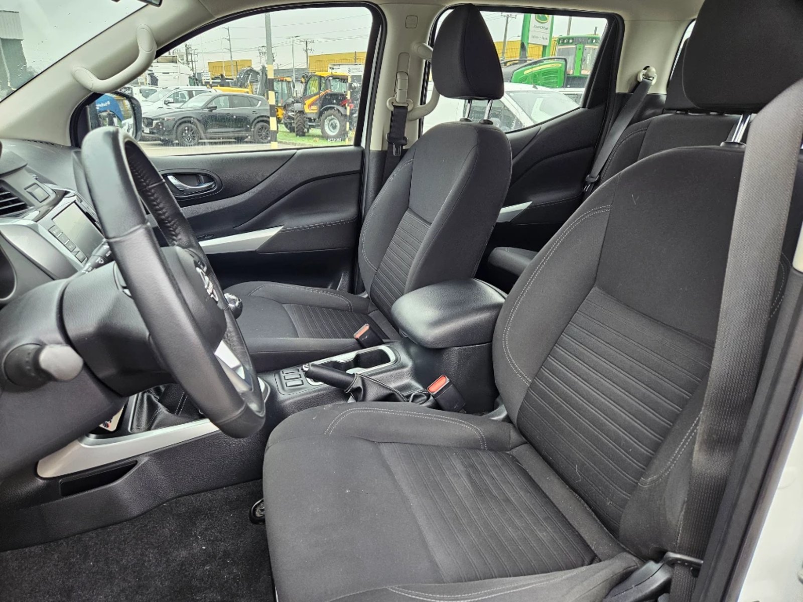 NISSAN NAVARA 2023 - Imagen 19 de 20