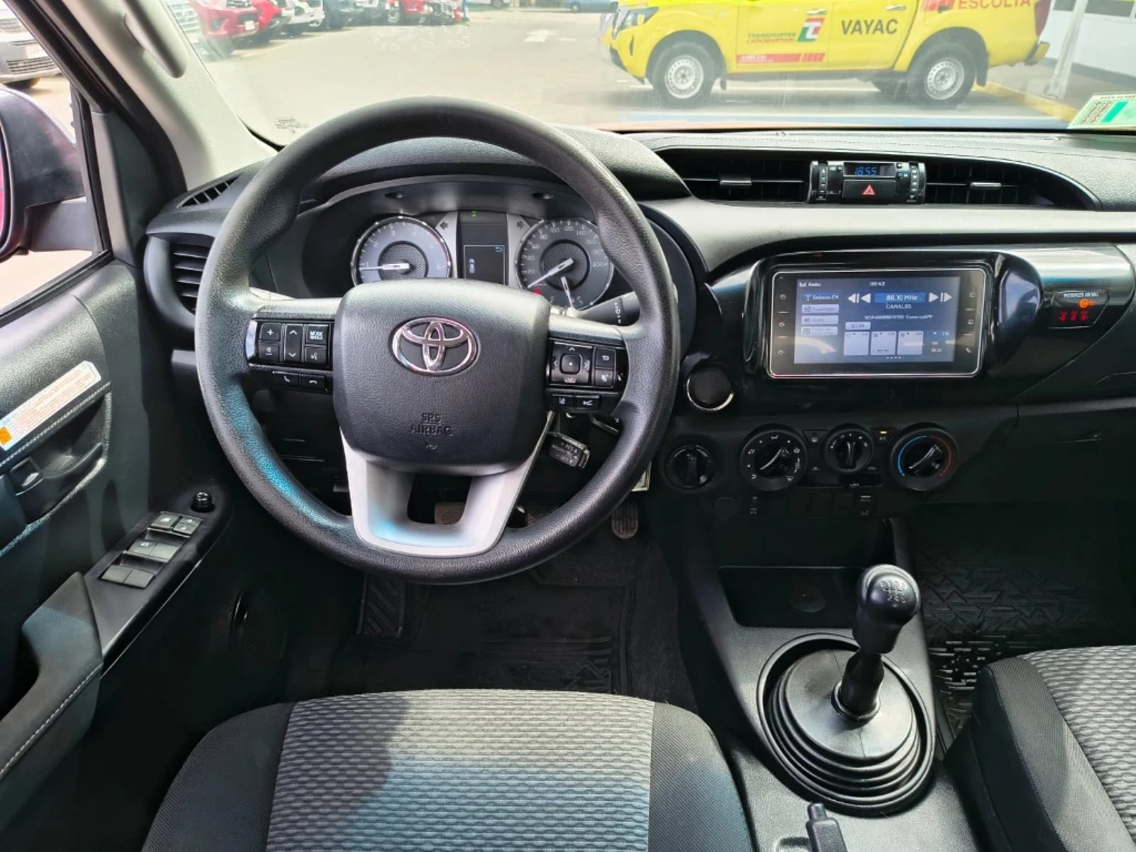 Toyota Hilux 2024 - Imagen 13 de 20