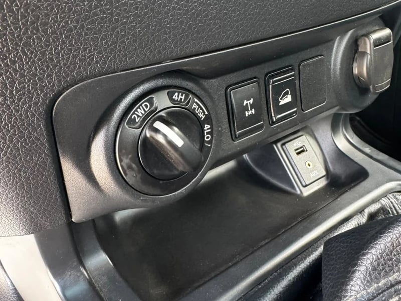 Nissan Navara 2023 - Imagen 15 de 20