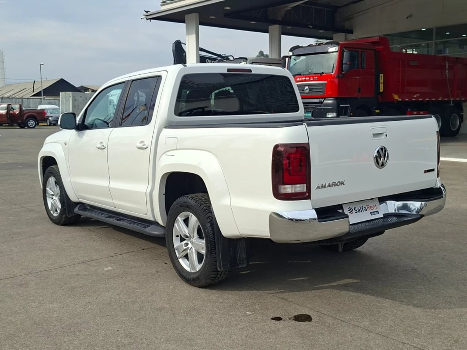 VOLKSWAGEN AMAROK 2023 - Imagen 9 de 20