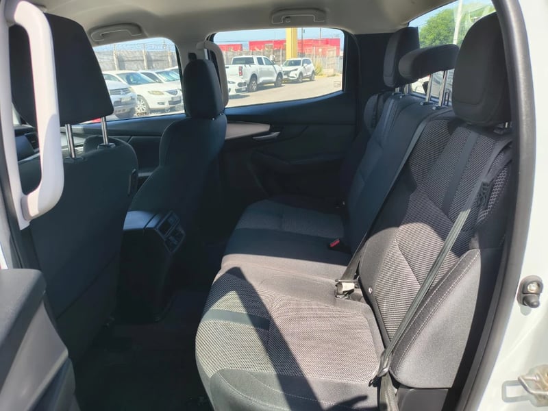 Mazda Bt-50 2024 - Imagen 15 de 20