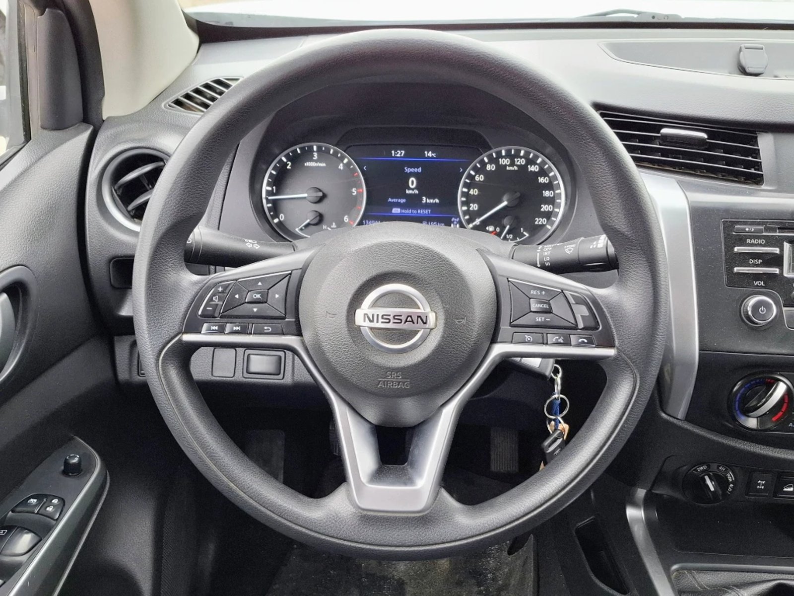 NISSAN NAVARA 2023 - Imagen 13 de 20