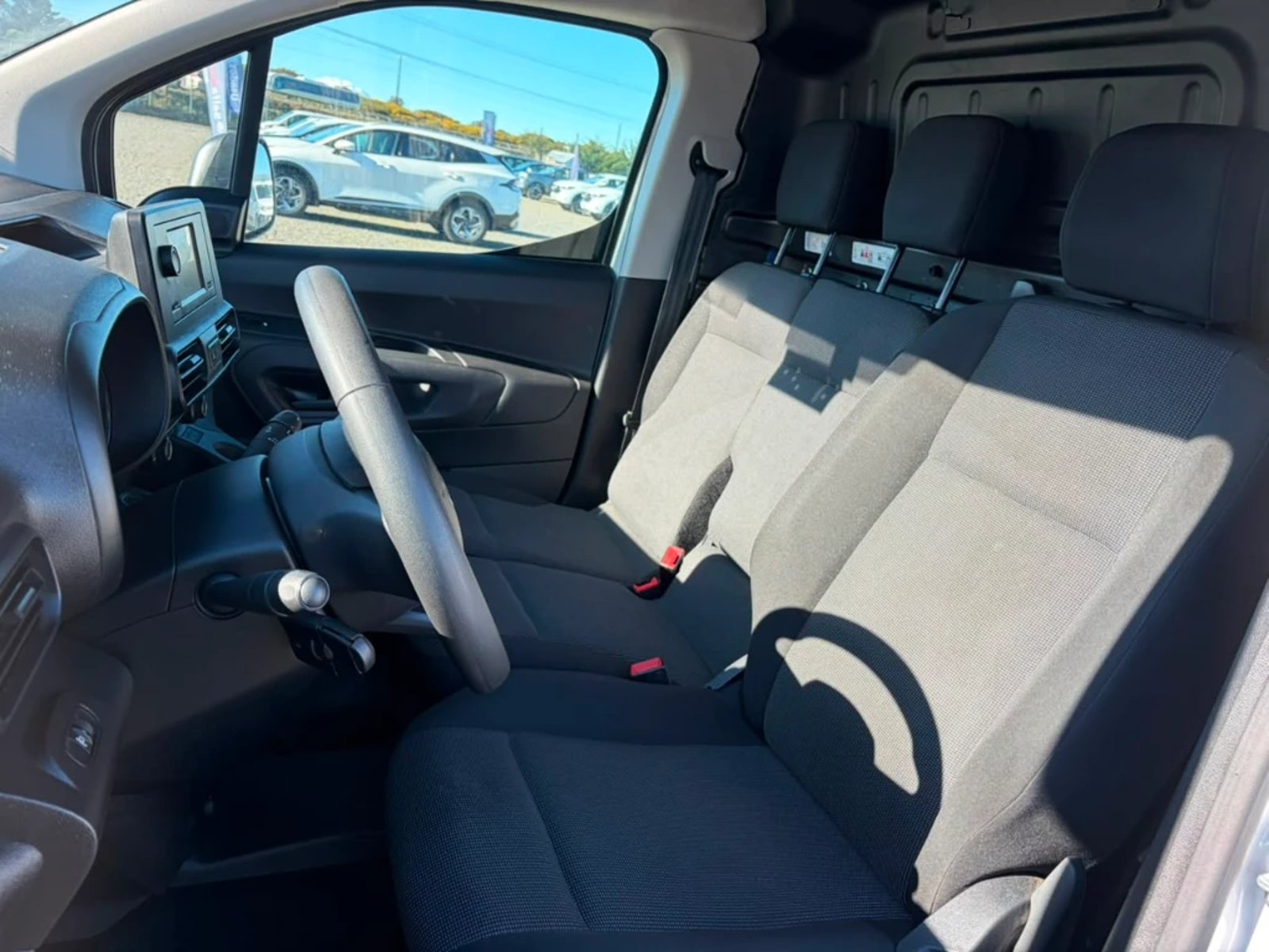 Citroën Berlingo 2024 - Imagen 17 de 20