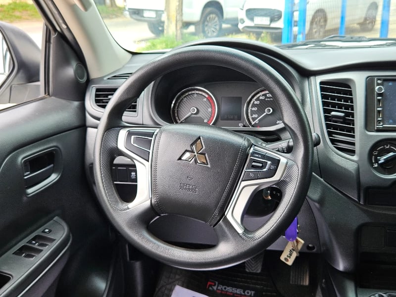 Mitsubishi L200 2022 - Imagen 16 de 20