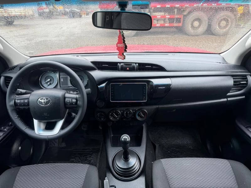 Toyota Hilux 2024 - Imagen 9 de 20