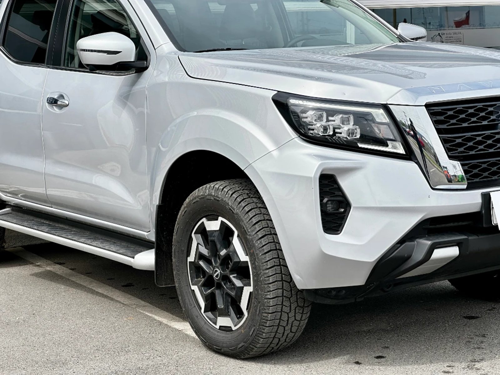 Nissan Navara 2023 - Foto 4 de 20