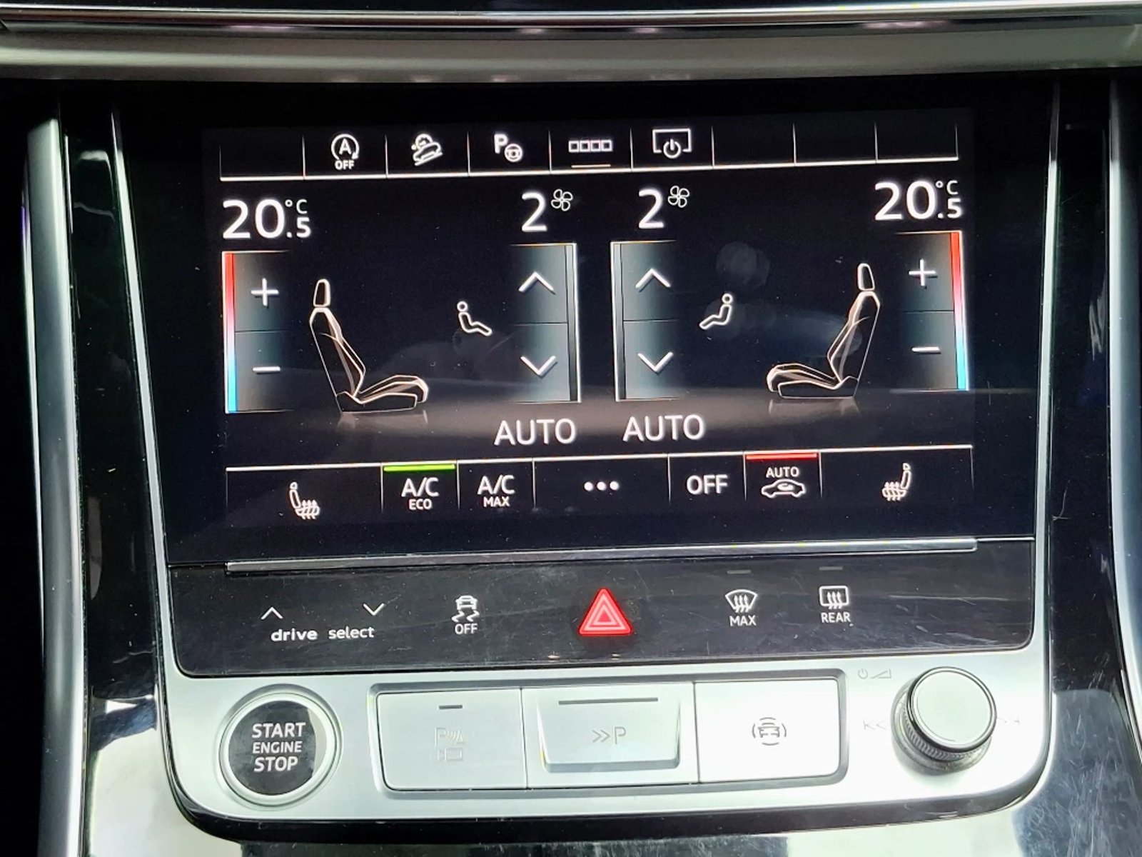 AUDI Q8 2025 - Imagen 18 de 20