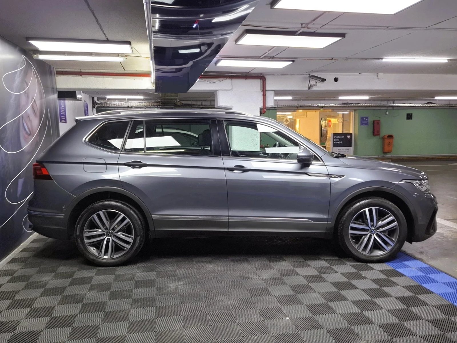 VOLKSWAGEN TIGUAN 2024 - Imagen 4 de 20