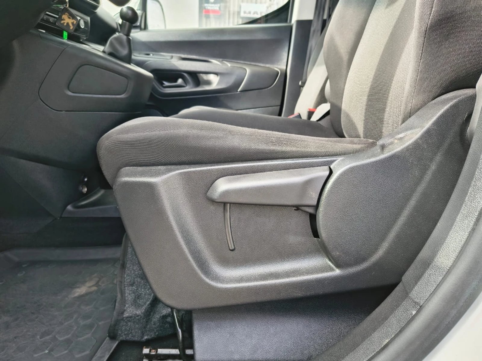 Peugeot Partner 2022 - Imagen 17 de 20