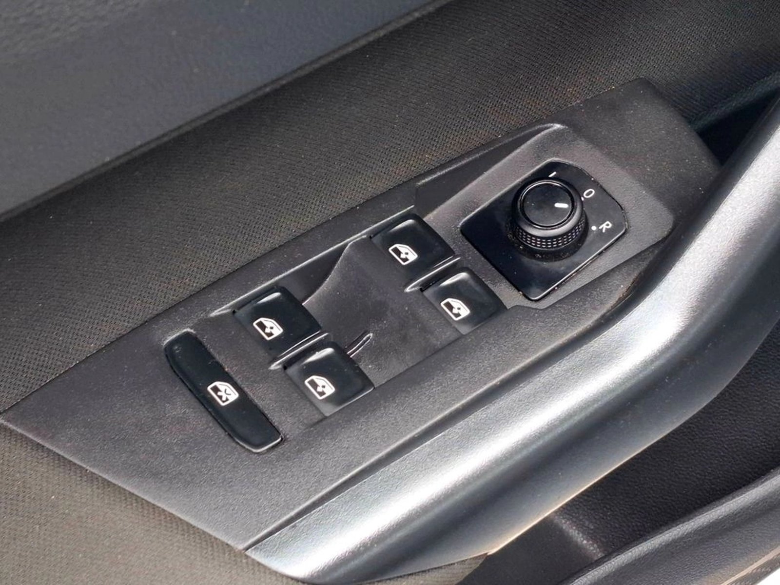 VOLKSWAGEN VIRTUS 2024 - Imagen 13 de 20