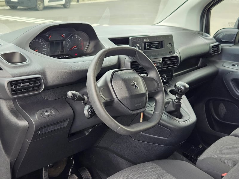 Peugeot Partner 2023 - Imagen 12 de 20