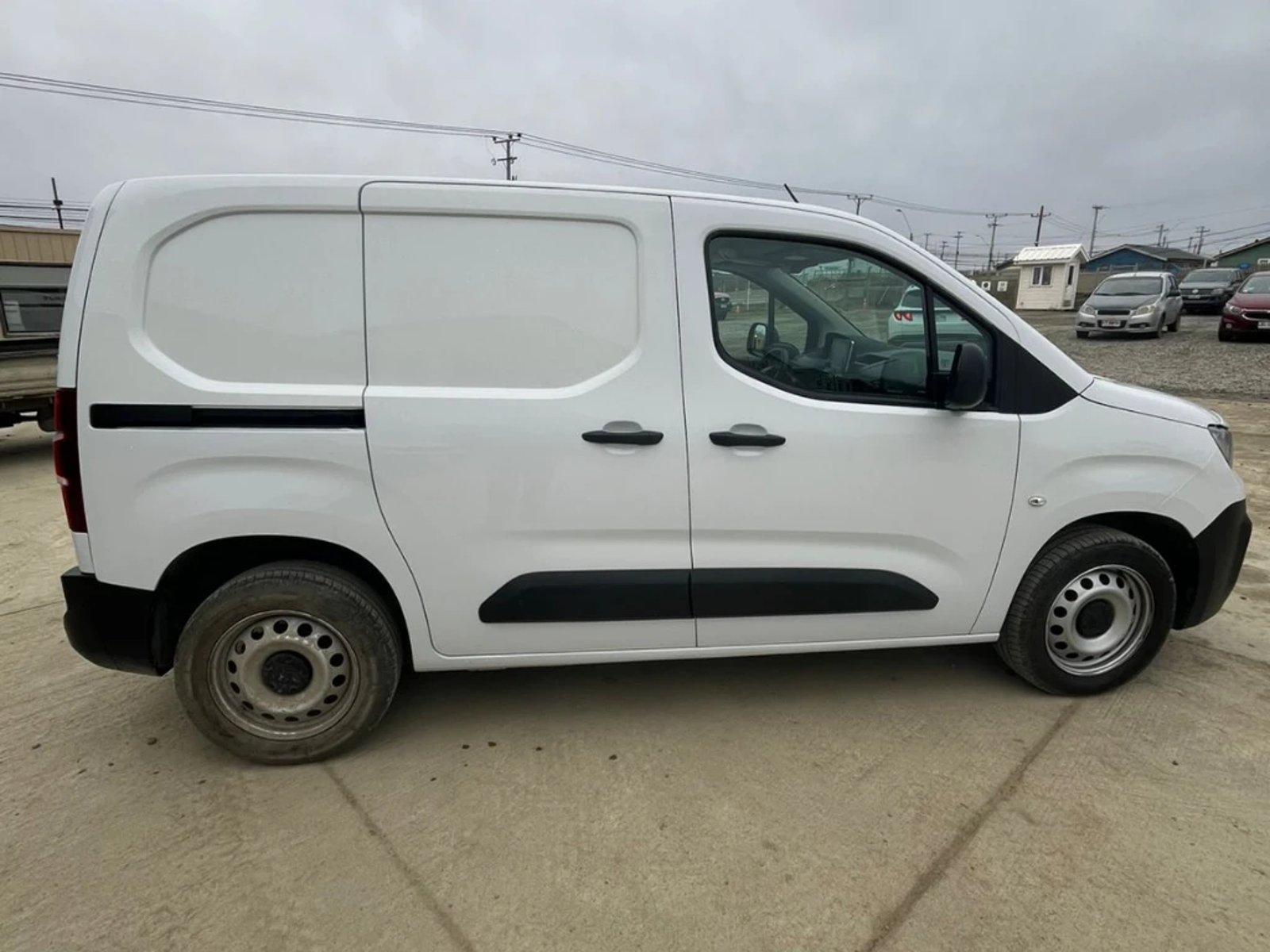 PEUGEOT PARTNER 2024 - Imagen 8 de 19