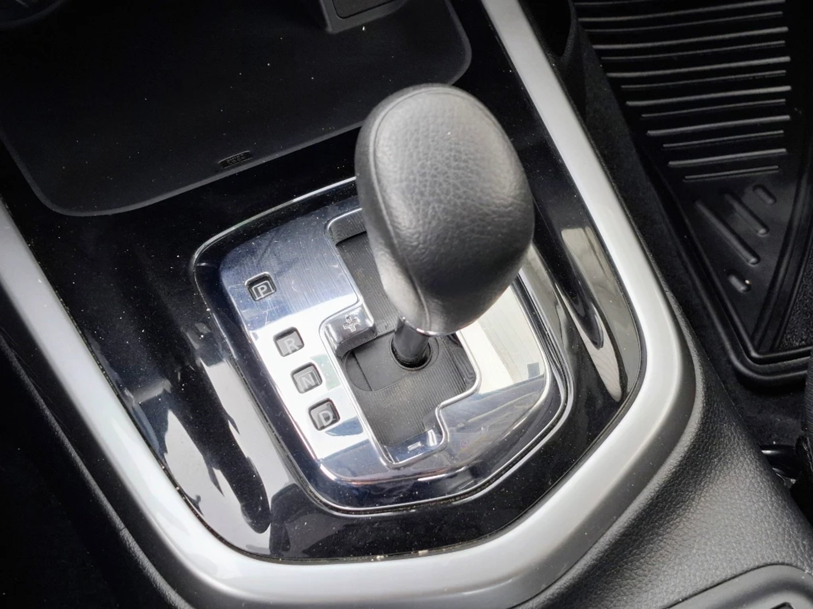NISSAN NAVARA 2023 - Imagen 18 de 20