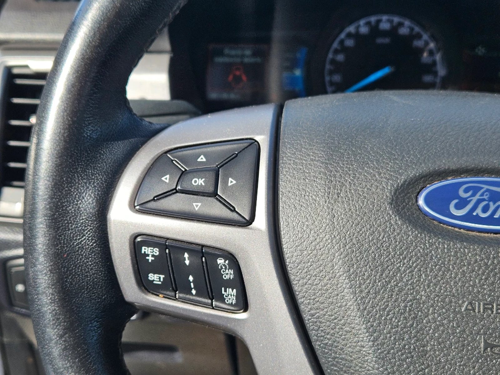 Ford Ranger 2023 - Imagen 17 de 20