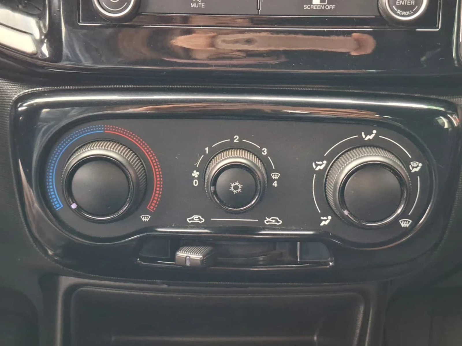 RAM 700 2023 - Imagen 20 de 20