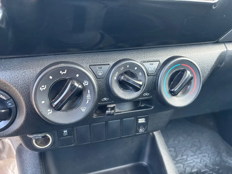 Toyota Hilux 2024 - Imagen 15 de 20