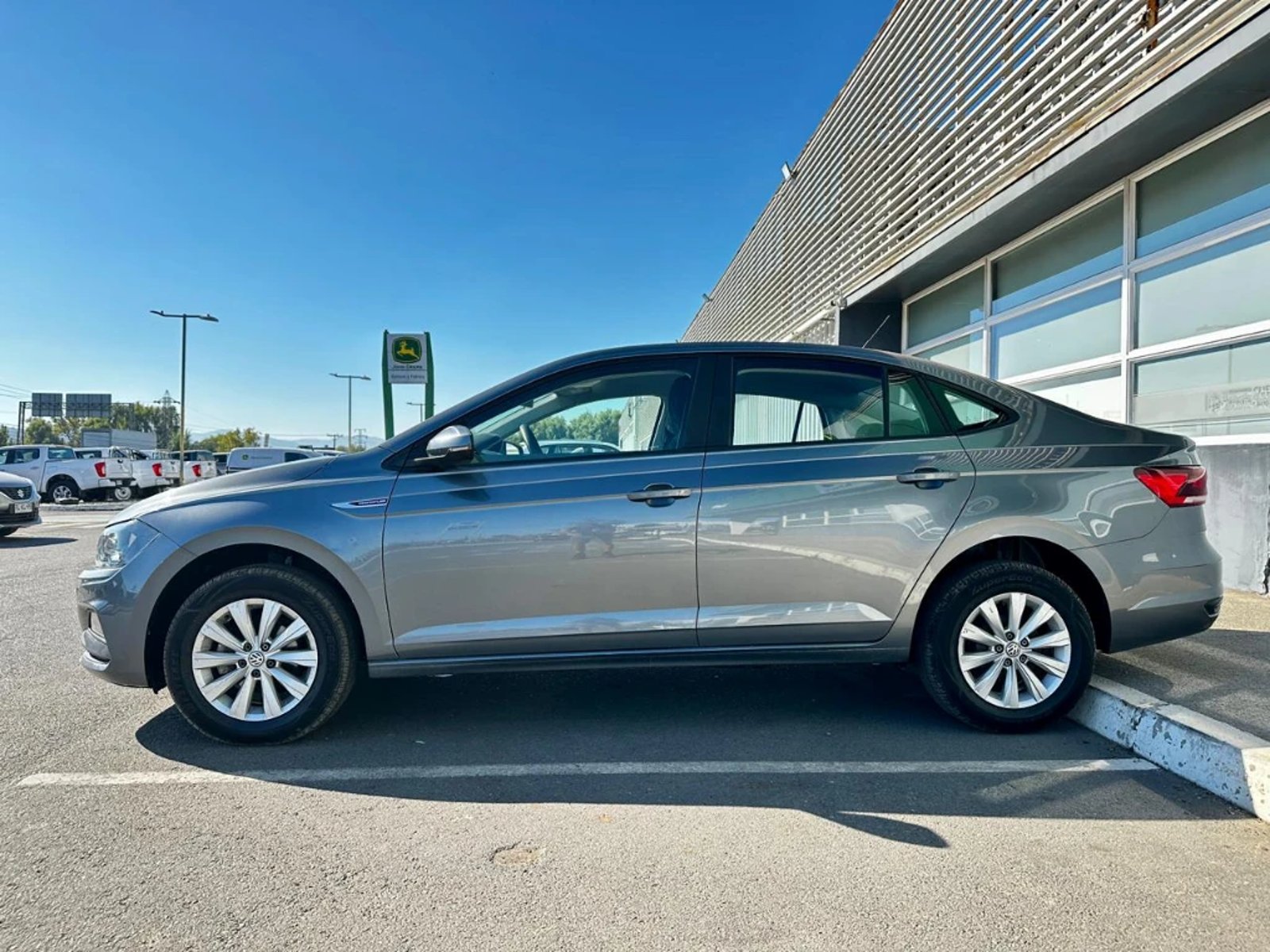 VOLKSWAGEN VIRTUS 2023 - Imagen 8 de 20