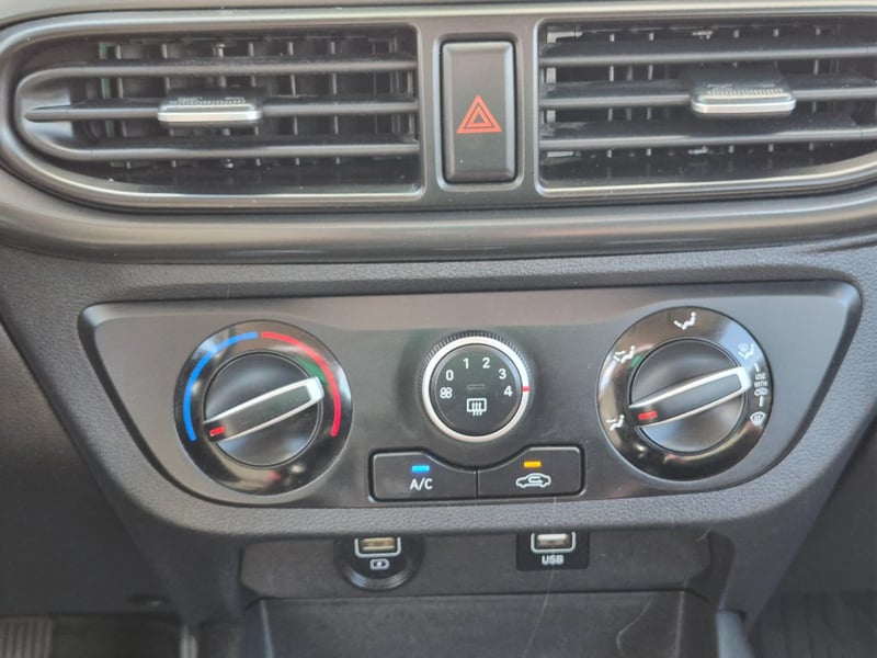 Hyundai Grand i10 2023 - Imagen 15 de 20