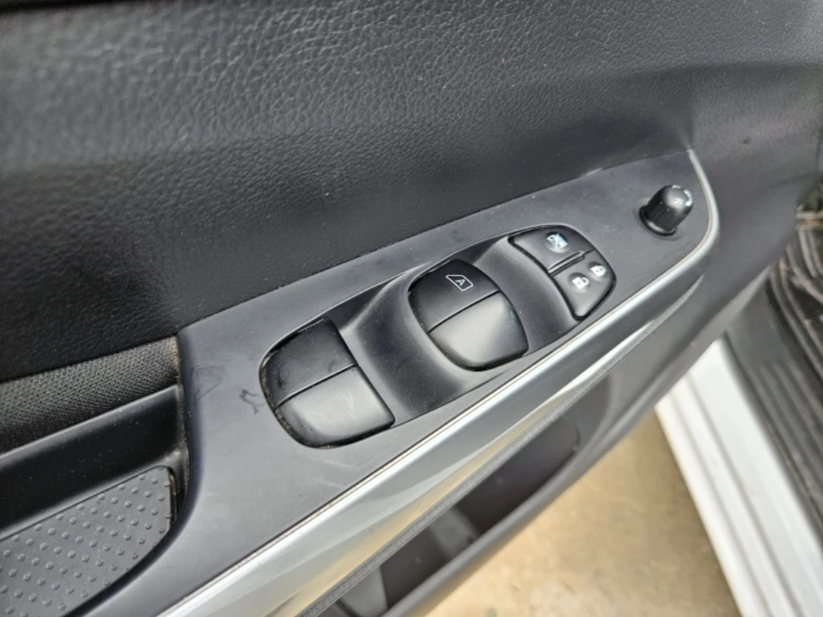 NISSAN NAVARA 2023 - Imagen 20 de 20