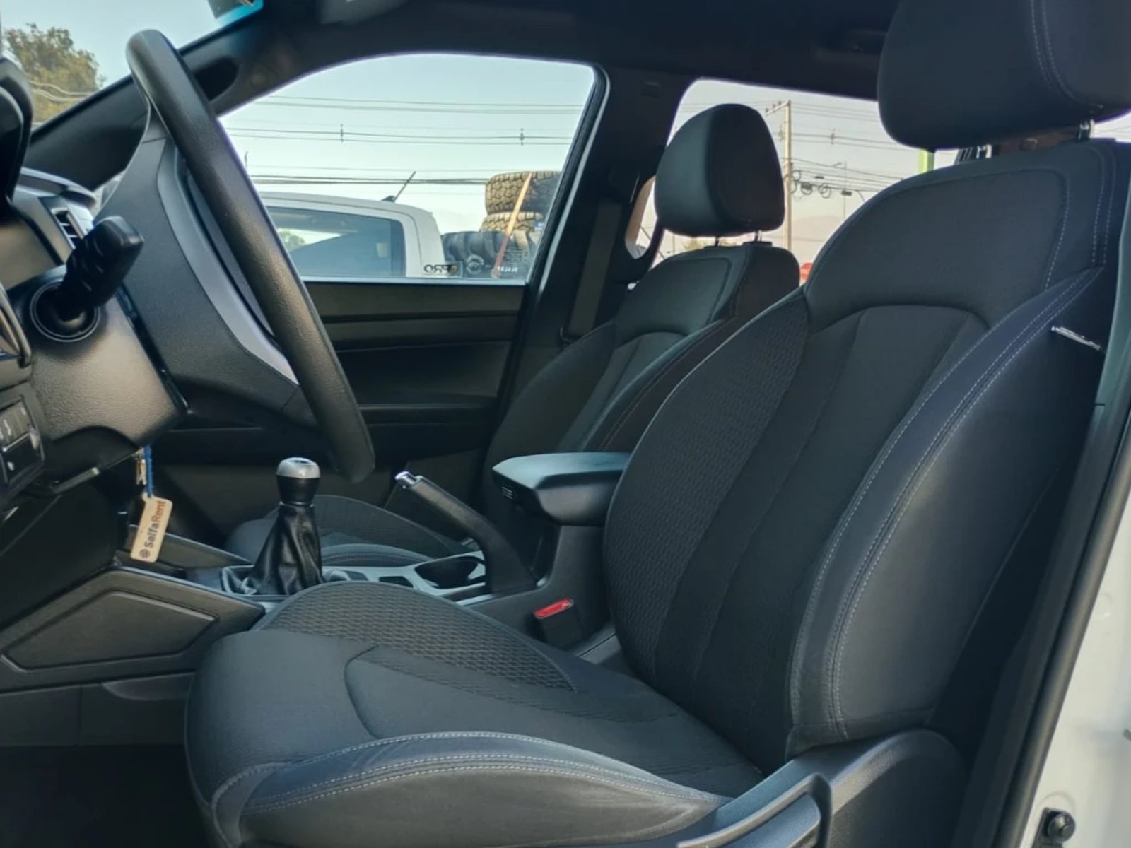 SsangYong Grand musso 2023 - Imagen 13 de 20