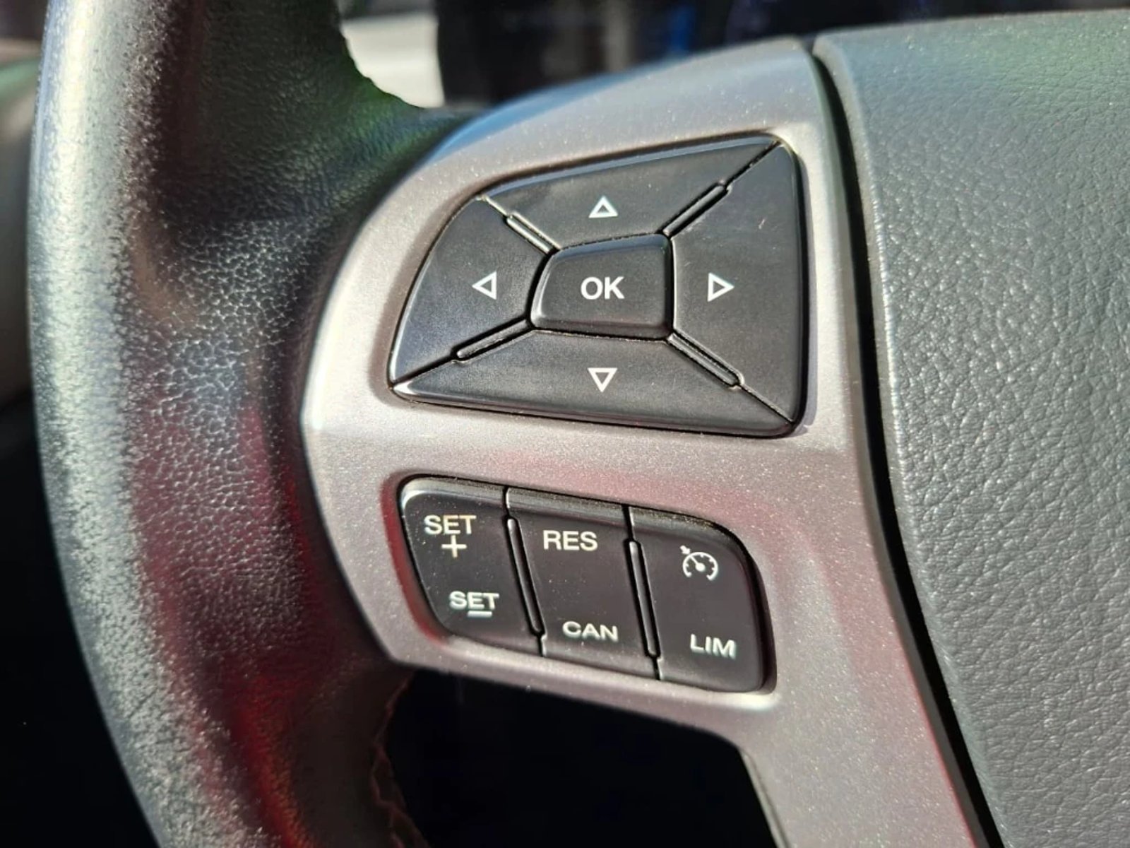 FORD RANGER 2023 - Imagen 17 de 20