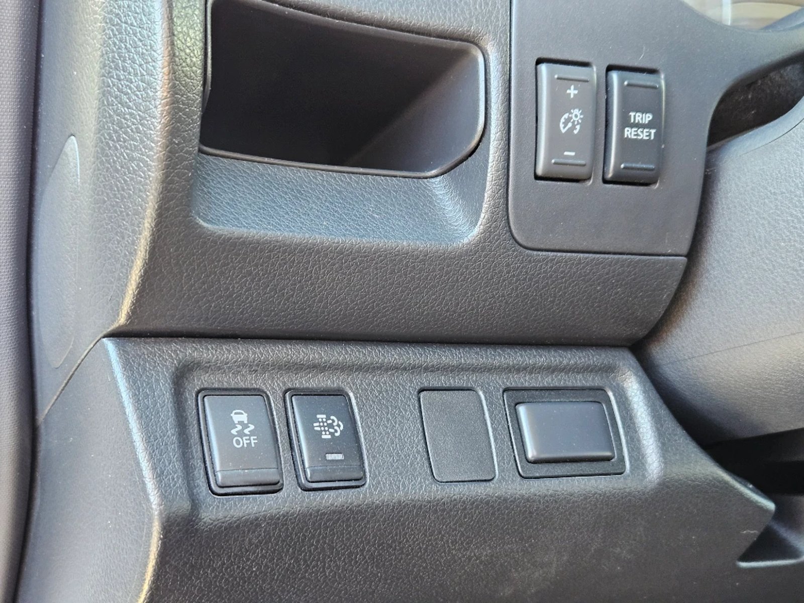 NISSAN NAVARA 2023 - Imagen 18 de 20