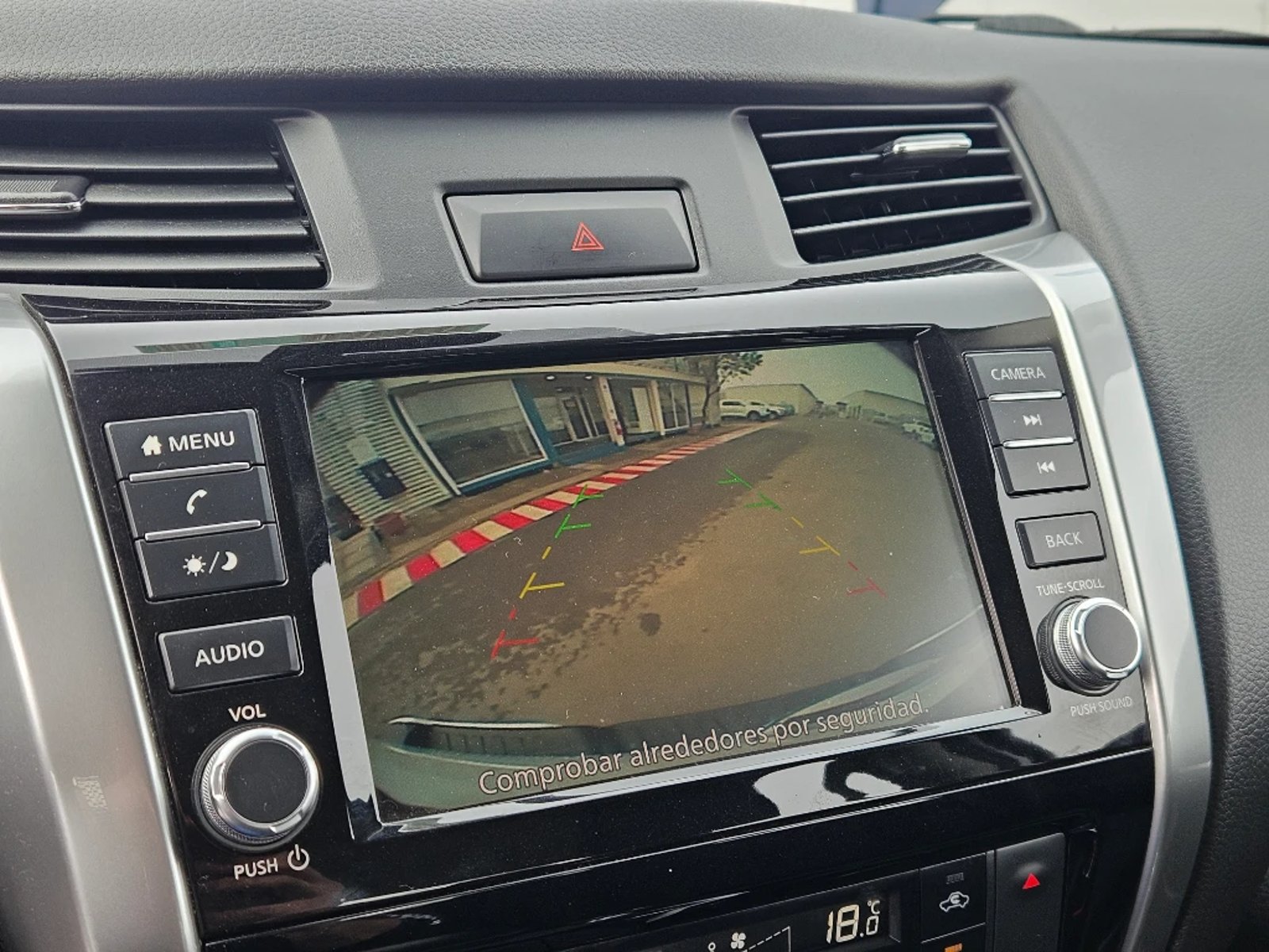 Nissan Navara 2023 - Imagen 20 de 20