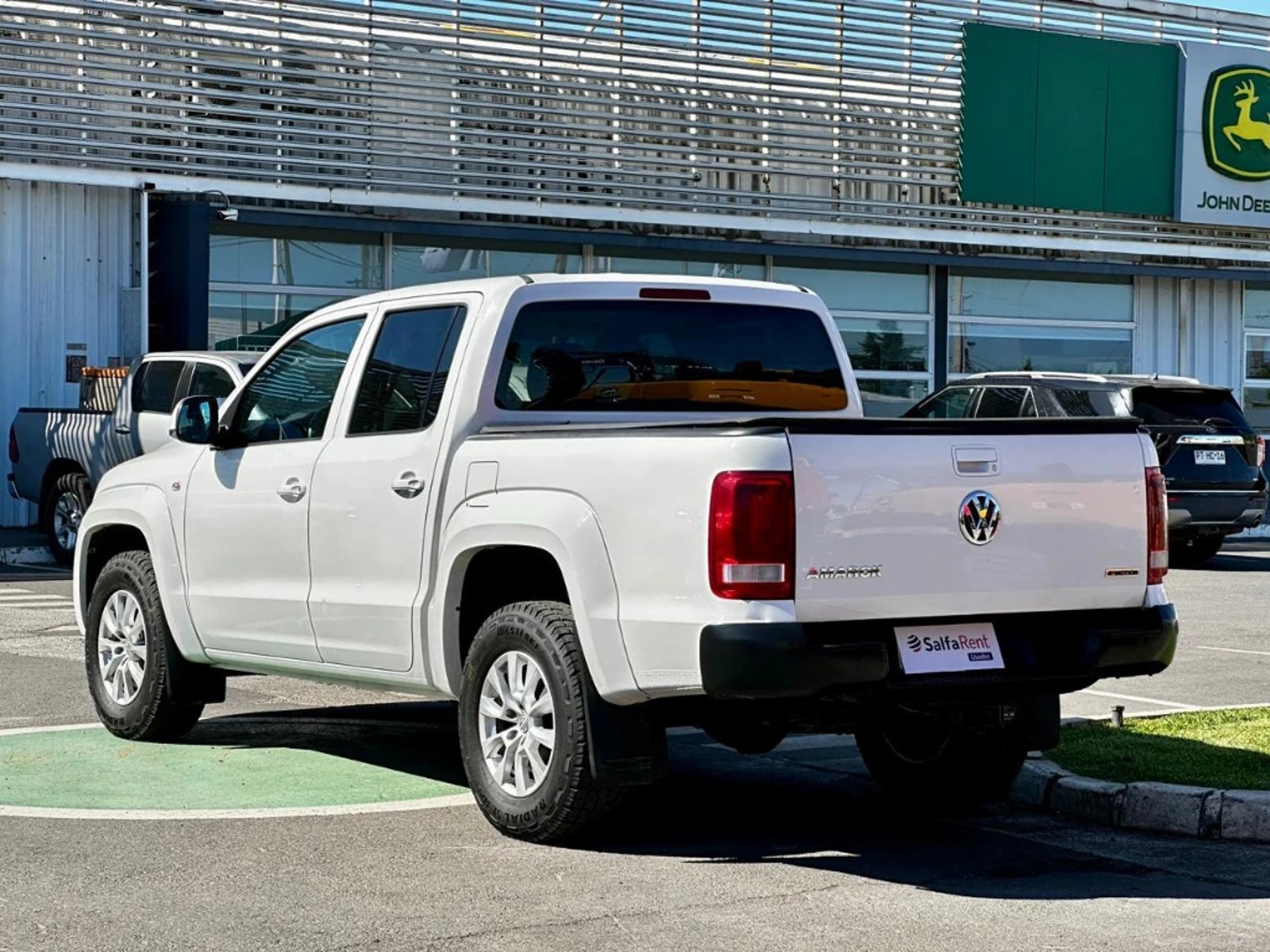 VOLKSWAGEN AMAROK 2023 - Imagen 8 de 20