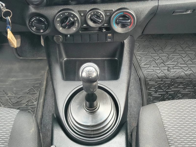 Toyota Hilux 2023 - Imagen 20 de 20