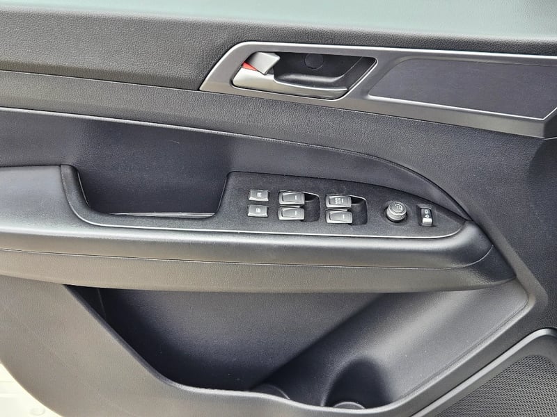 SsangYong Grand musso 2023 - Imagen 15 de 20
