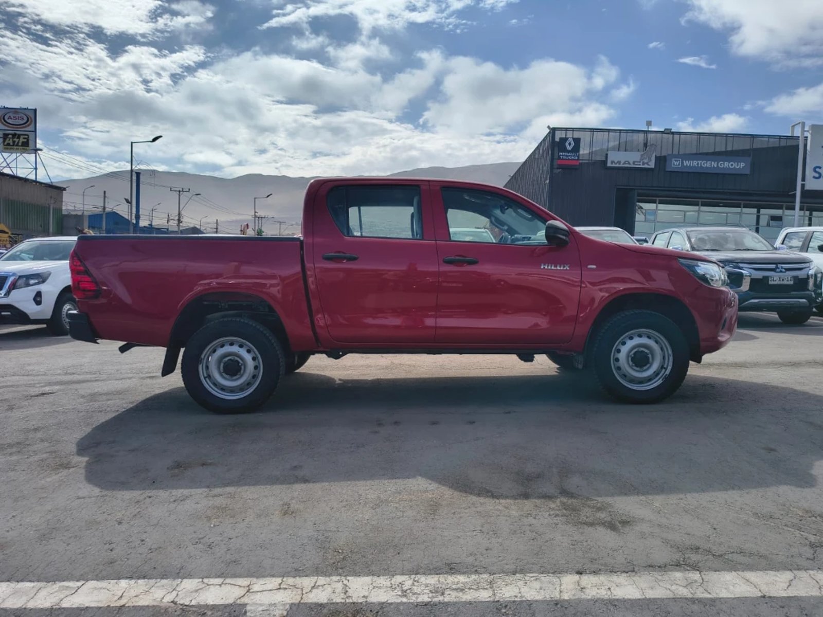 Toyota Hilux 2023 - Foto 4 de 20