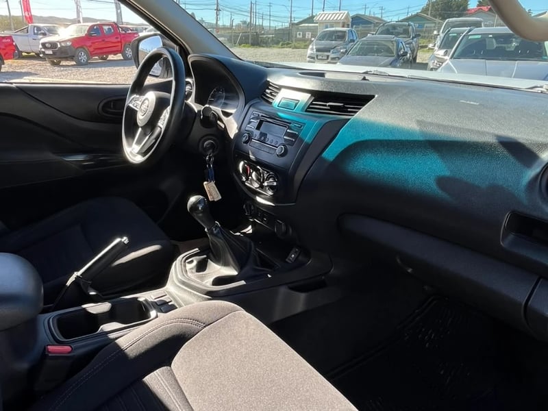 Nissan Navara 2023 - Imagen 11 de 17