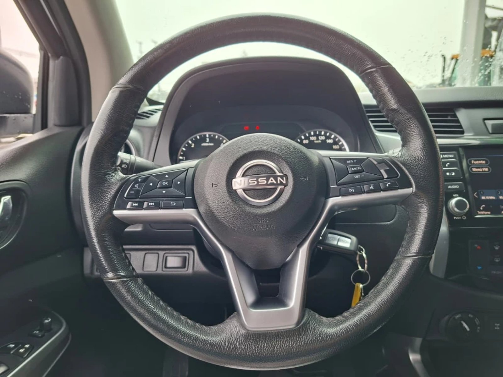 NISSAN NAVARA 2023 - Imagen 17 de 20