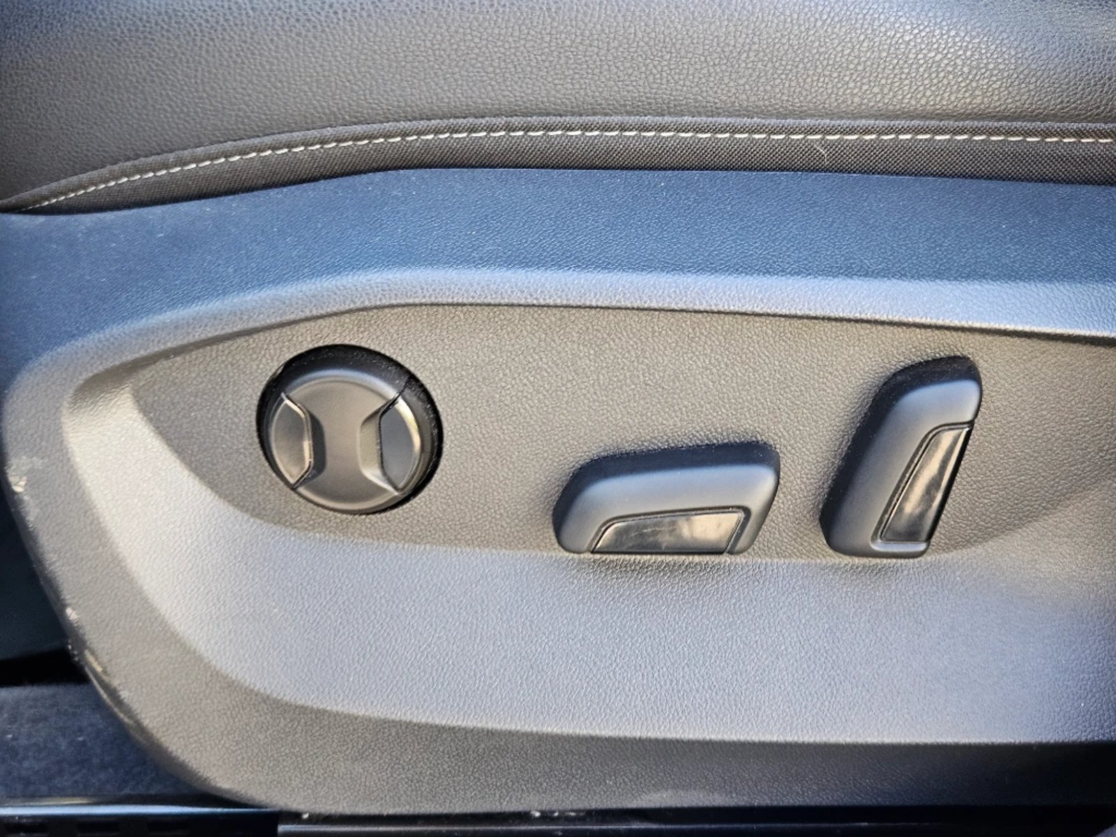 Volkswagen Taos 2023 - Imagen 16 de 20