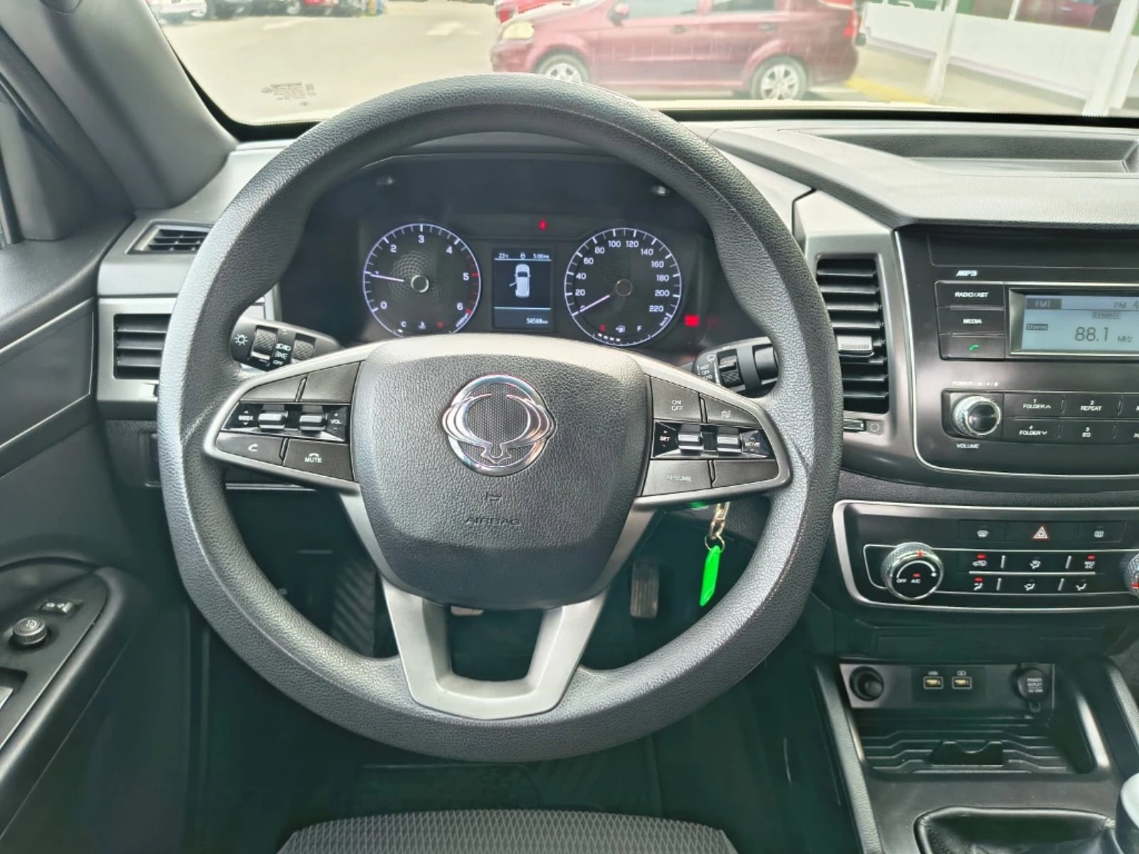 SsangYong Grand musso 2023 - Imagen 17 de 20